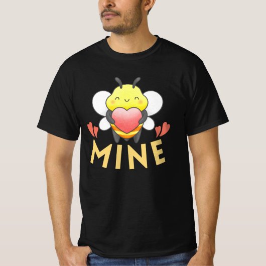 BEE MINE - BE MINE おもしろい VALENTINE DAY Tシャツ (正面)