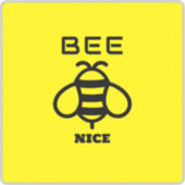 Bee Nice with Yellow Background Design シール (正面)