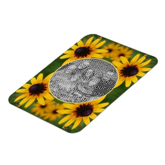 Bee On Black Eed Susan Flowerあなたの写真を追加 マグネット (左側)
