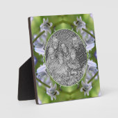 Bee On Bluebell Flower自分の写真を追加 フォトプラーク (正面)