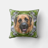 Bee On Bluebell Flower Frame自分の写真を作成 クッション (裏面)