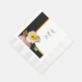 Bee on Pink Yellow Roses花 縁ありランチョンナプキン (角)