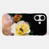 Bee on Pink Yellow Roses花 Case-Mate iPhoneケース (裏面 (横))