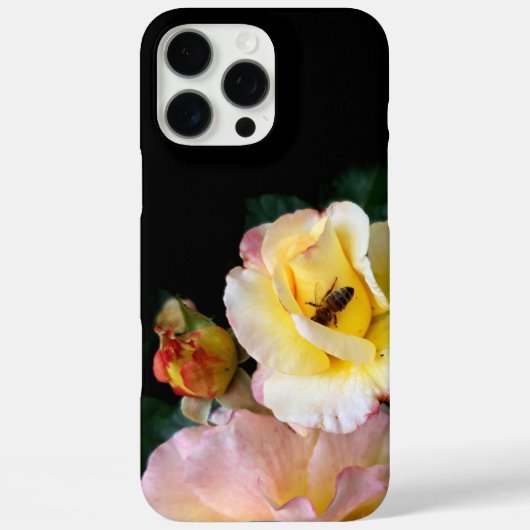 Bee on Pink Yellow Roses花 Case-Mate iPhoneケース (裏面)