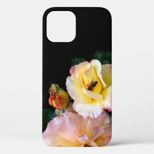 Bee on Pink Yellow Roses花 Case-Mate iPhoneケース (裏面)