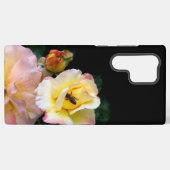 Bee on Pink Yellow Roses花 Samsung Galaxyケース (裏面横)