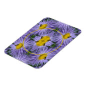 Bee On Purple Flowers自然フレーム写真を追加 マグネット (左側)