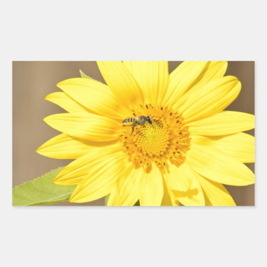 Bee on Sunflower 長方形シール (正面)