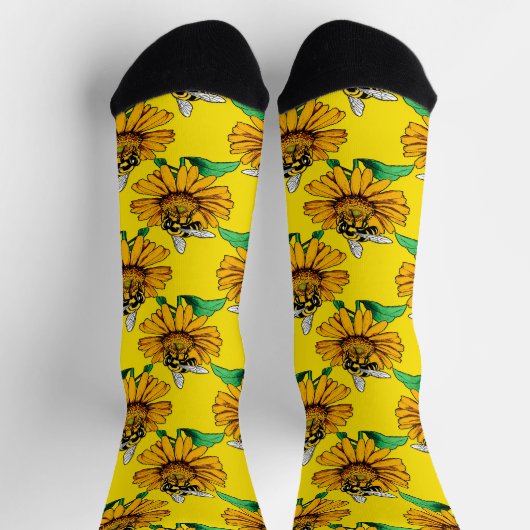 Bee on Sunflower Flower Pattern Design Yellow ソックス (上部)