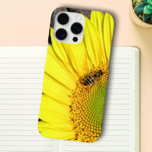 Bee On Sunflower Quarterクローズアップ写真 iPhone 16 Pro Maxケース