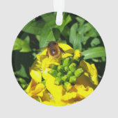 Bee on Yellow Flowers オーナメント (裏面)