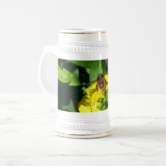 Bee on Yellow Flowers ビールジョッキ (正面左)