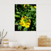 Bee on Yellow Flowers ポスター (キッチン)