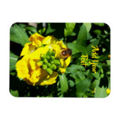 Bee on Yellow Flowers マグネット (横)
