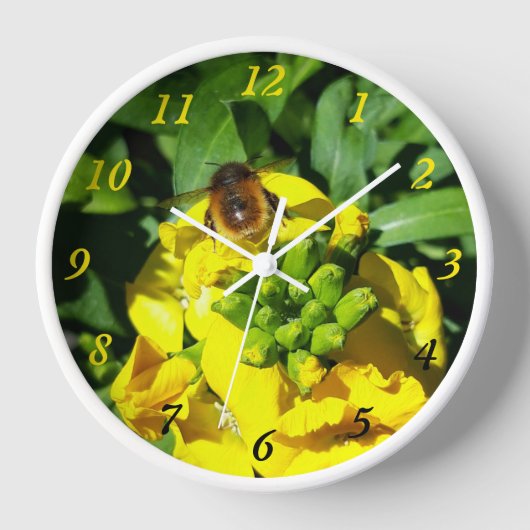 Bee on Yellow Flowers 壁時計 (正面)