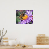 Bee on Yellow & Purple Flowerポスター ポスター (キッチン)