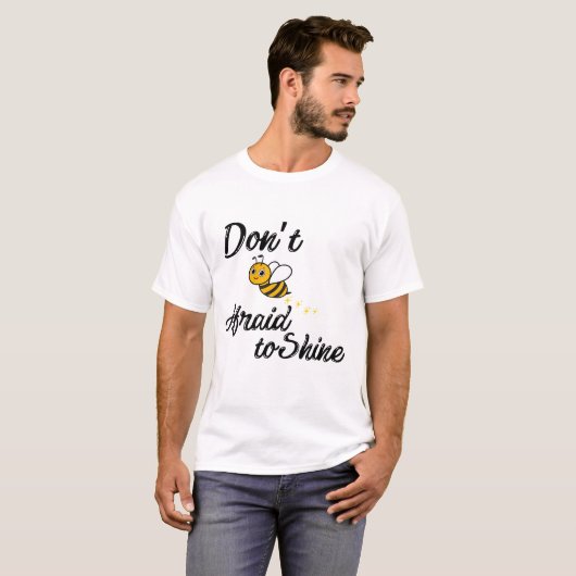 Bee Positive – Cute Motivational Bee Design Tシャツ (正面フル)