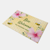 Bee Welcome bumble bees yellowハニカム名 ドアマット (アングル)