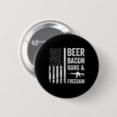 Beer Bycon Guns And Freedom - Usa Bbq American Fla 缶バッジ (正面&裏面)