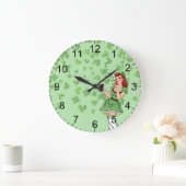 Beer Loving Irish Pin Up ラージ壁時計 (ホーム)