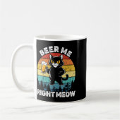 Beer Me Right Meow Funny Cat Drinking Humor  コーヒーマグカップ (左)