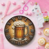 Beer Mug Man Cave Bar Gift ペーパープレート (パーティー)
