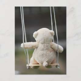 Beer op Schommel in beweging. ポストカード