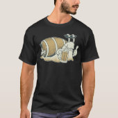 Beer snail snail with beer barrel tシャツ (正面)
