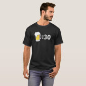 Beer Thirty  Beer  Happy Hour Tシャツ (正面フル)