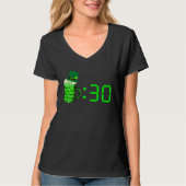 Beer Thirty  St Patricks Day Drinking Or Getting D Tシャツ (正面)