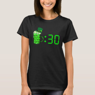 Beer Thirty  St Patricks Day Drinking Or Getting D Tシャツ