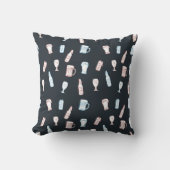 Beers Rustic Hand Drawn Whimsical Beer Man Cave クッション (正面)