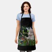 Beertje dat bij kampvuur zit. エプロン (着用した状態)