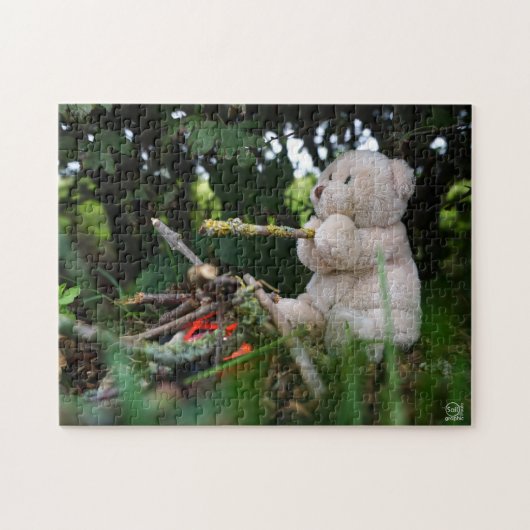 Beertje dat bij kampvuur zit. ジグソーパズル (横)