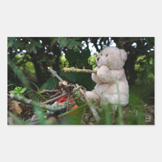 Beertje dat bij kampvuur zit. 長方形シール (正面)