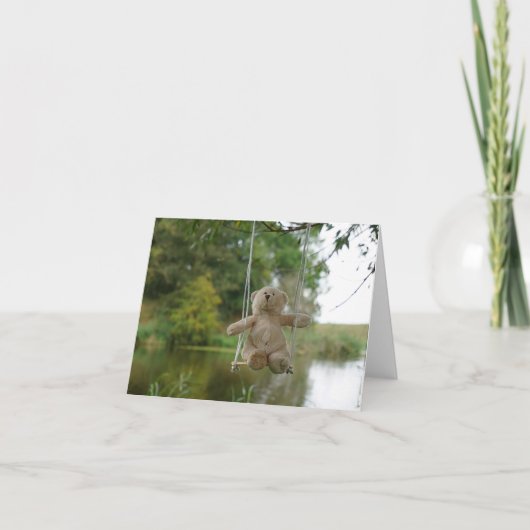 Beertje op schommel aan boom サンキューカード (正面)