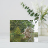 Beertje op schommel aan boom ポストカード (スタンド正面)