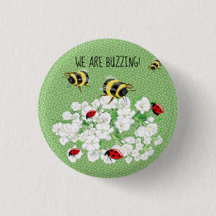 BEESとLadyBugs - Art by LeahG 救 The Bees 缶バッジ