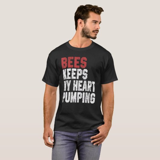Bees Keeps My Heart Pumping Saves The Bees Men Wo Tシャツ (正面フル)