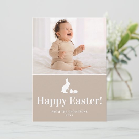 Beige And White Bunny With Custom Photo Easter カード (スタンド正面)