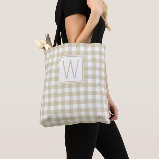 Beige and White Gingham Plaid Monogram トートバッグ (クローズアップ)