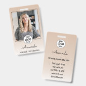 Beige Blush Minimal Elegant Photo Lashes バッジ (Front & Back)