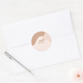 Beige boho curvy orange wedding name date ラウンドシール (封筒)