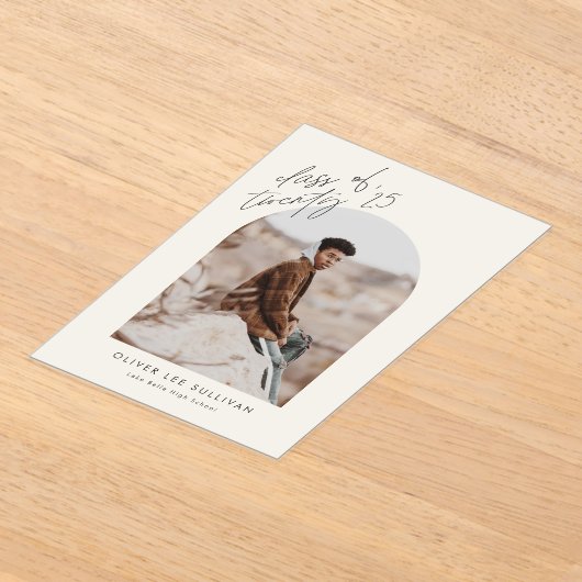 Beige Class of 2025 Arch Photo Gradation アクリル招待状 (レイダウン)