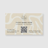 Beige Cream Simple Pattern Magnetic Business Card (正面)