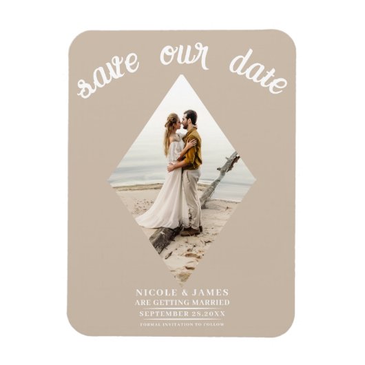 Beige Diamondミニマル Photo Wedding Save the Date マグネット (縦)