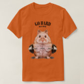 Beige Dwarf Hamster Muscle Training Weightlifting  Tシャツ (デザイン正面)