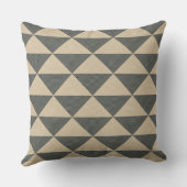 Beige green triangle pattern Throw Pillow クッション (裏面)