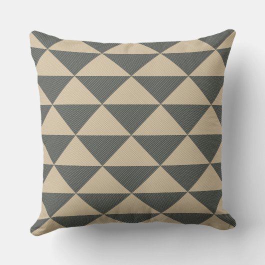 Beige green triangle pattern Throw Pillow クッション (裏面)