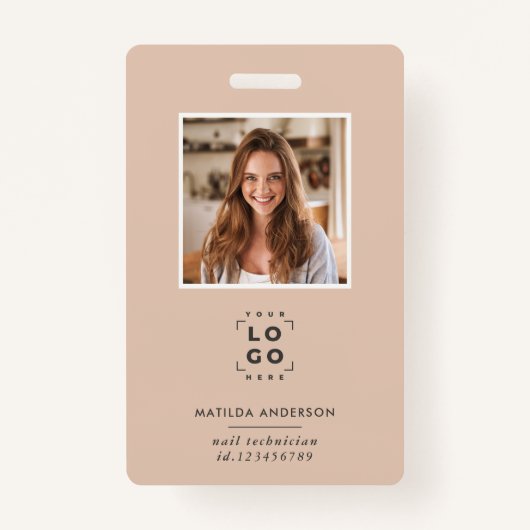 Beige QRコードモダン写ミニマル真抽象芸術 バッジ (正面)